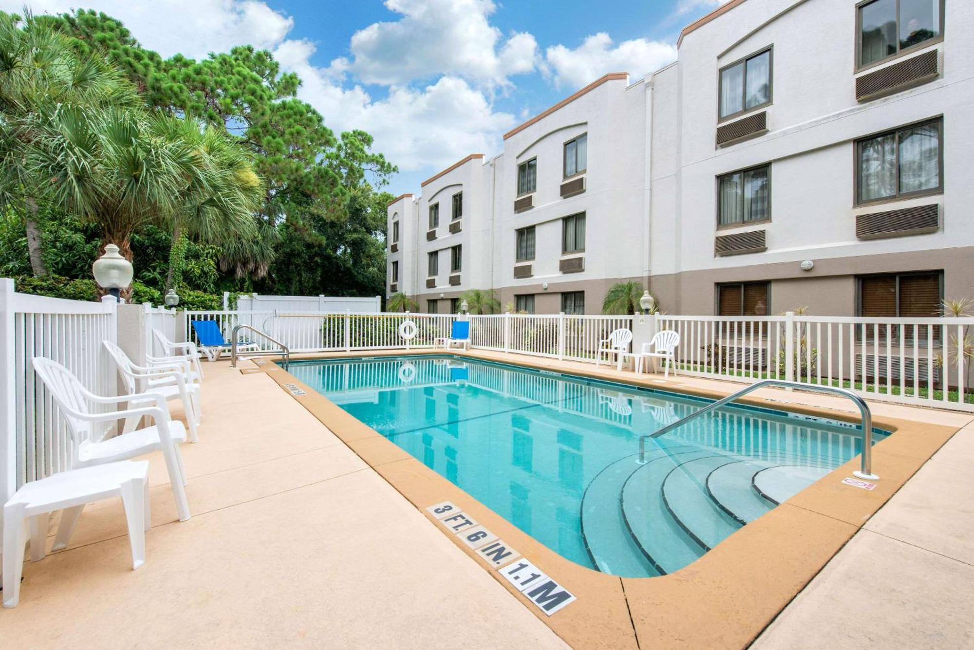 Sleep Inn Sarasota North Eksteriør bilde